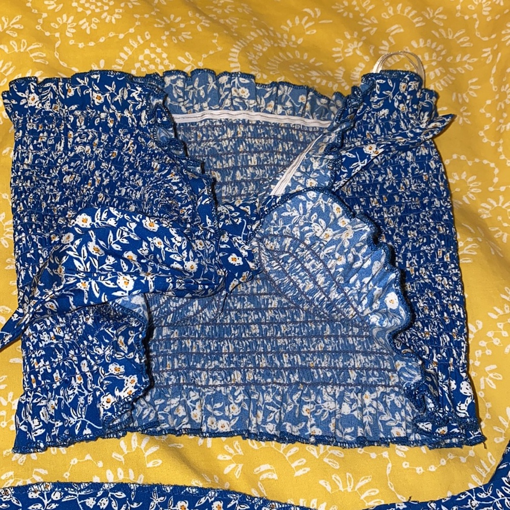 Two pieces - Picture 2 of 2